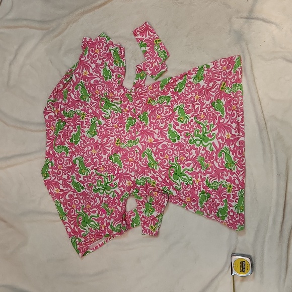 Lilly Pulitzer pink and green sea animal print tunic - Picture 11 of 11